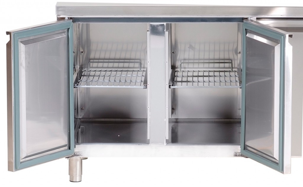 3 portes 1,8mx700 INT